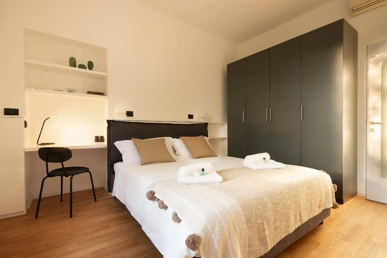 Hl Apartment - Darsena, Navigli Milano, Via Torino