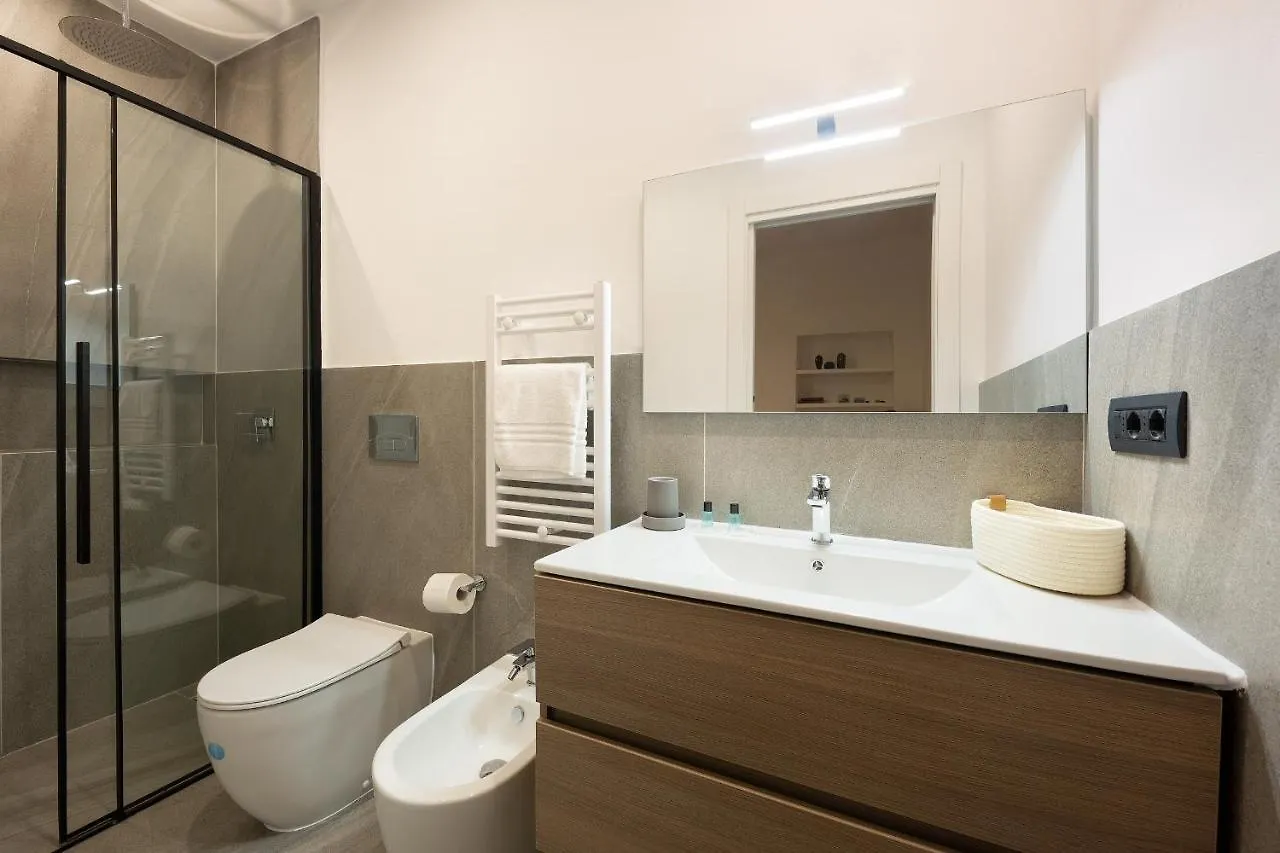 Hl Apartment - Darsena, Navigli Milano, Via Torino Italia