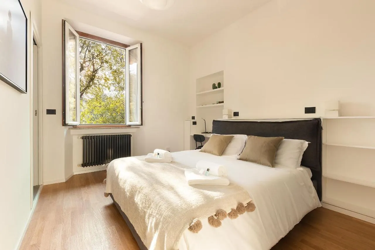 Hl Apartment - Darsena, Navigli Milano, Via Torino 0*,
