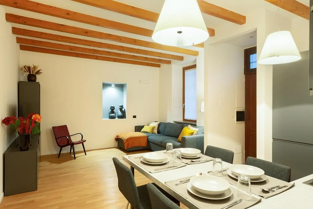 Hl Apartment - Darsena, Navigli Milano, Via Torino