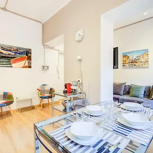 Spanish Steps Luxury Apartment Rome